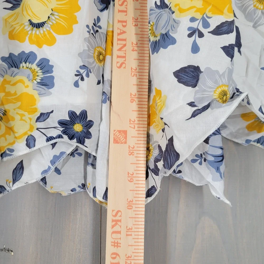 Joie‎ Floral Dress Girls Size 8 White Yellow Blue Hankerchief Hem Smocked